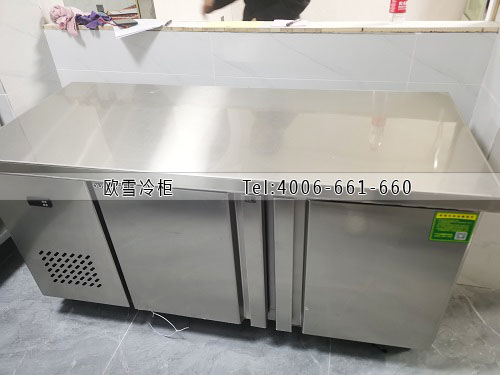 不銹鋼工作臺冷柜.jpg 不銹鋼工作臺冷柜.jpg